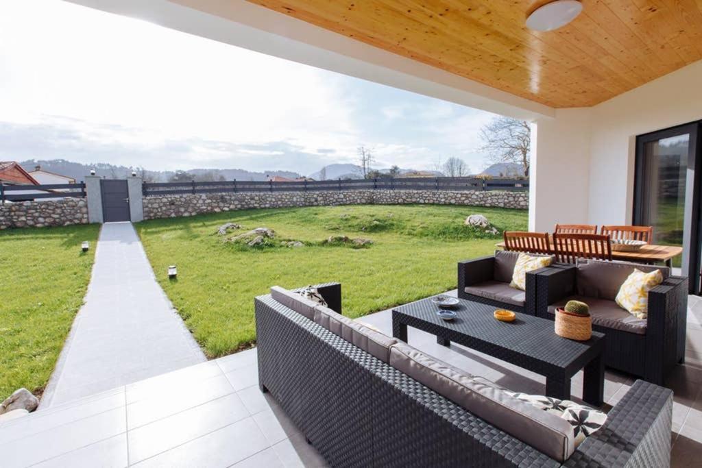 La Llosina Vivienda Vacacional Alquiler Integro 利亚内斯 外观 照片